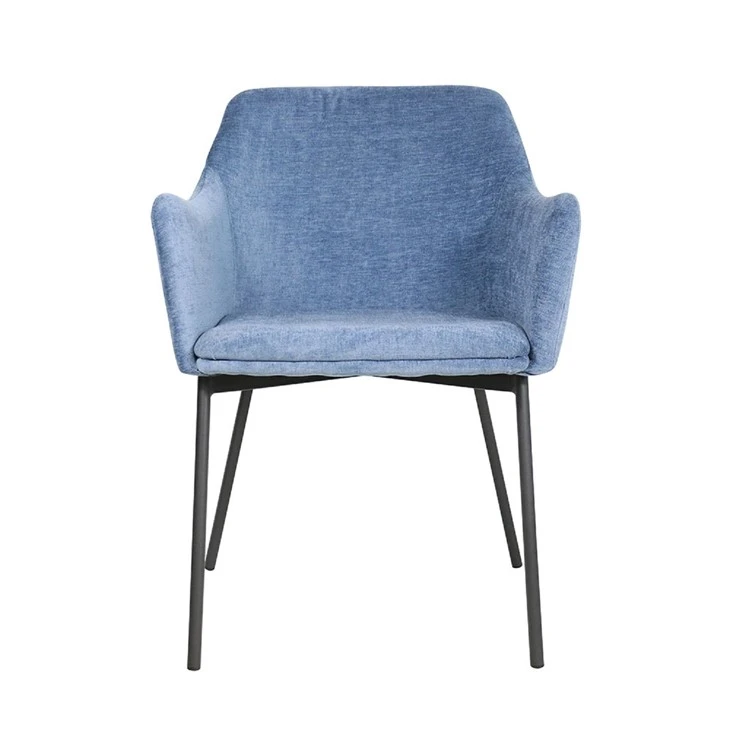 Fasjonabel spisestuestol i fløyel med nytt design